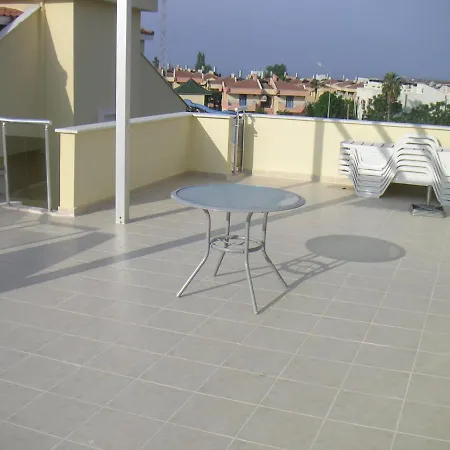 Stunning Large Within Walking Distance Of Everything Side